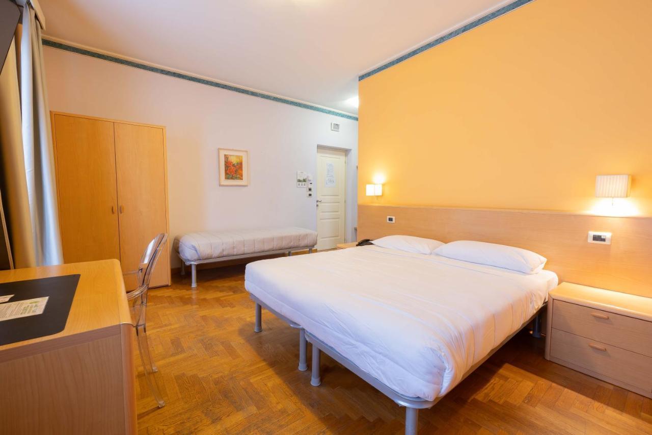 Hotel La Ferte Asti Exterior photo