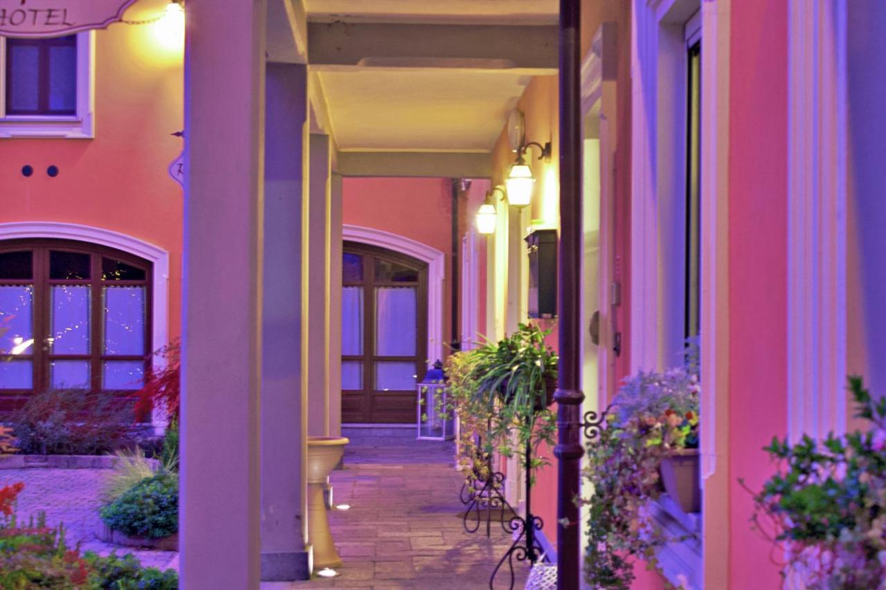 Hotel La Ferte Asti Exterior photo